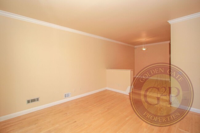 Building Photo - Twin Peaks - 2 BR, Office, 2.5 BA Townhome...