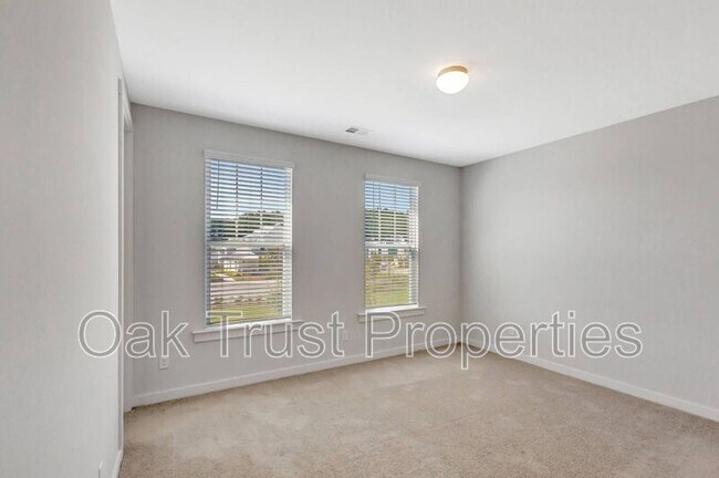 Building Photo - 113 Summer Tanager Dr