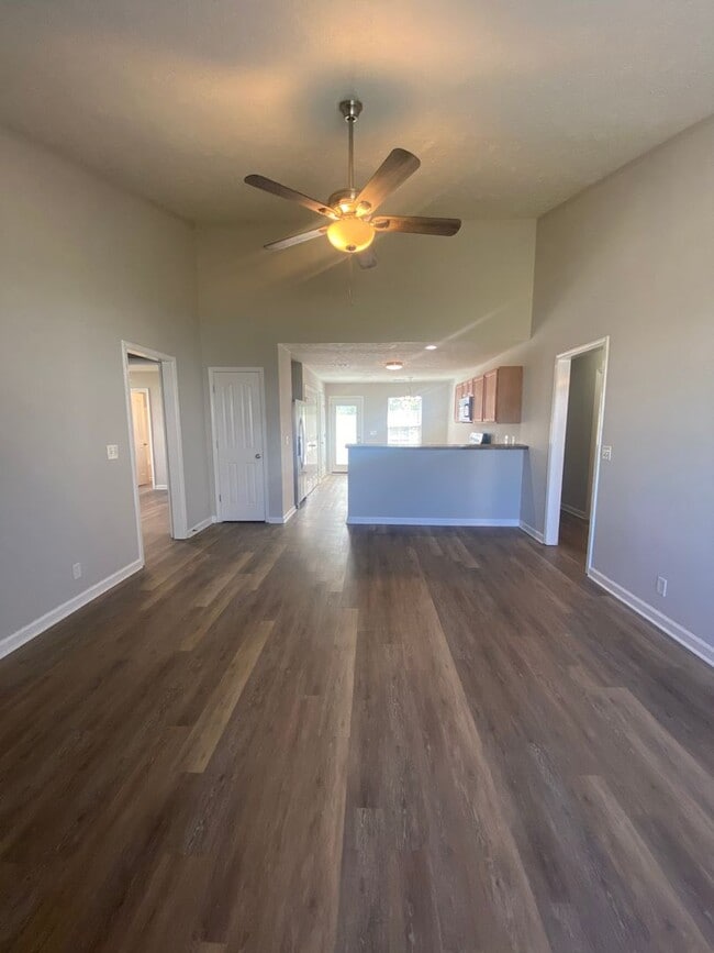 Building Photo - Charming, Renovated Open Floor Plan Home | 3 BR, 2 BA, 1 Car Garage