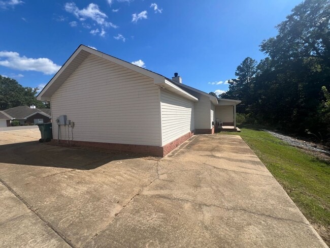 Building Photo - 14163 River Point Cir