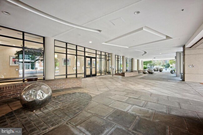 Building Photo - 8045 Newell St