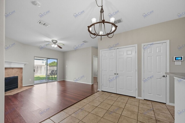 Building Photo - 4515 Sawgrass Dr