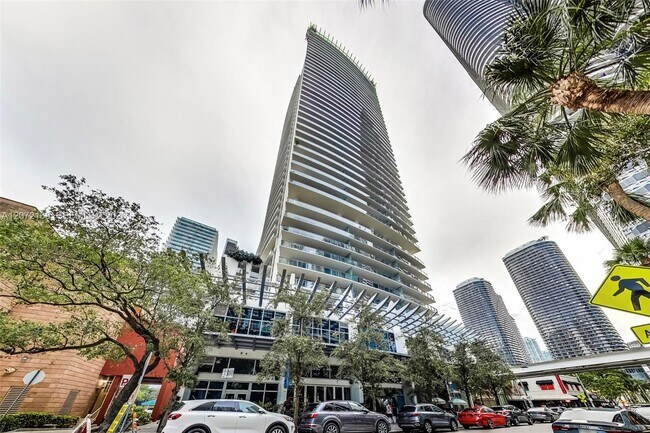 Building Photo - 1100 S Miami Ave