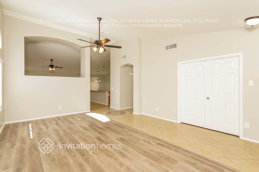 Building Photo - 15890 W Pima St