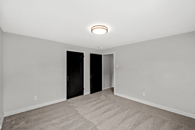 Building Photo - Stunning 5 bedroom home in McKeesport available July 1!