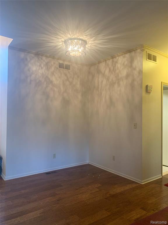 Building Photo - 38391 Churchill Ln