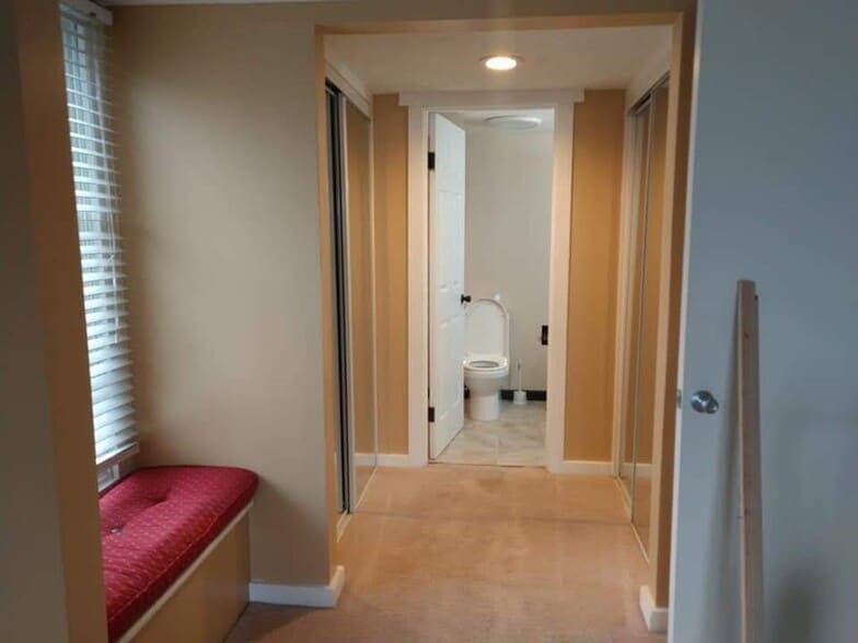 Building Photo - 6212 Tennis Ct