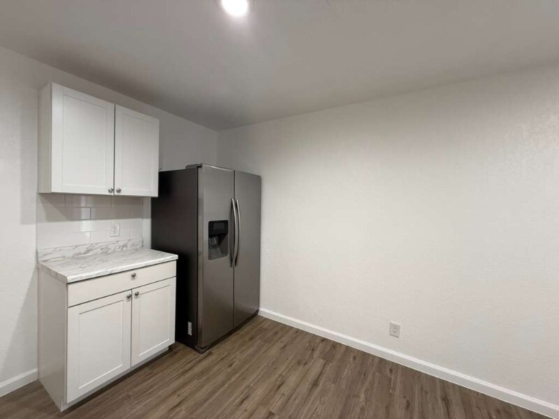 Building Photo - 5747 Hawaiian Sun Dr