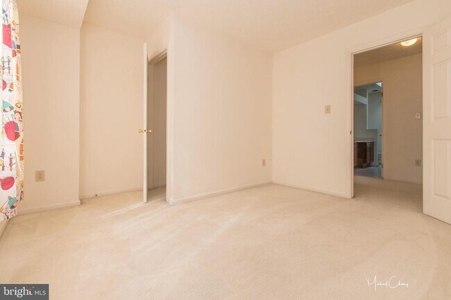 Building Photo - 14114 Silent Wood Way