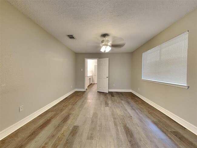 Building Photo - 5523 Cactus Forest Dr