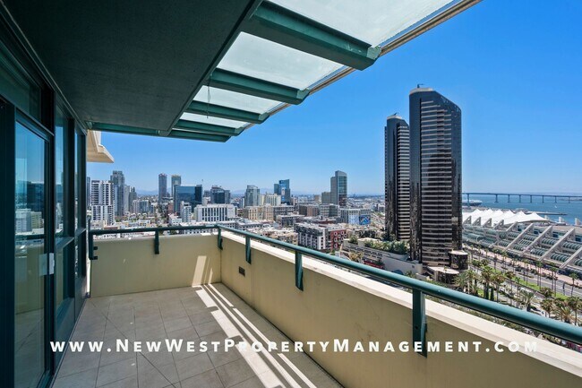 Building Photo - Spectacular Marina District 3-Bedroom Pent...