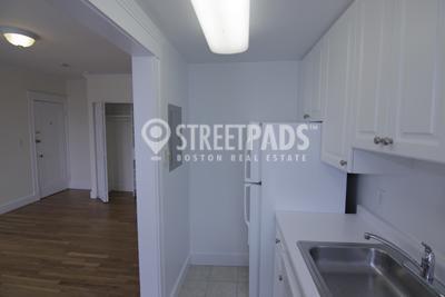 Building Photo - 1 bedroom in Cambridge MA 02138