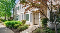 Building Photo - 142 Village Ct