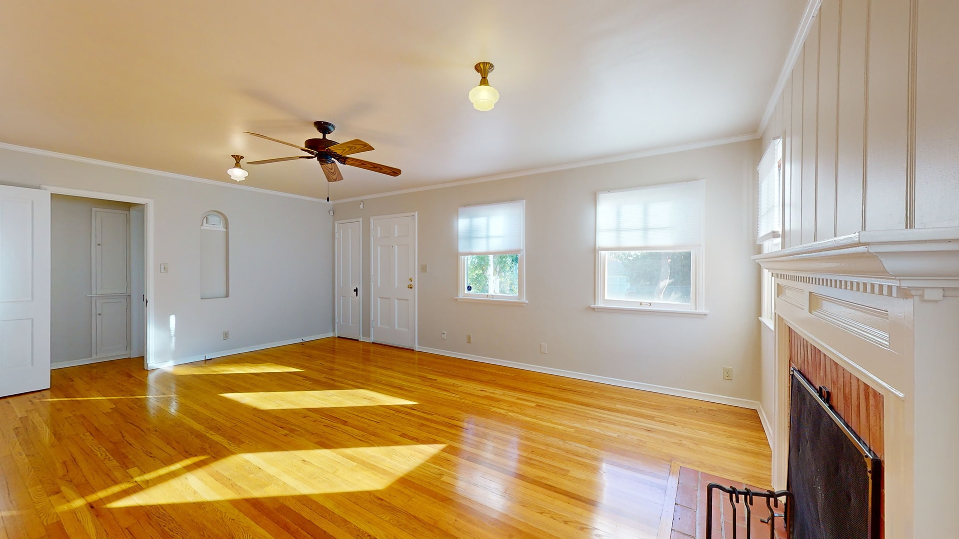Living Room - 587 Prescott St