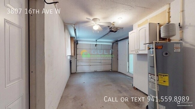 Building Photo - 3807 16th Ave W