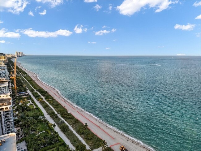 Building Photo - 8888 Collins Ave