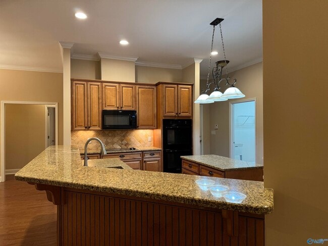 Building Photo - 2275 Towne Park Dr SW