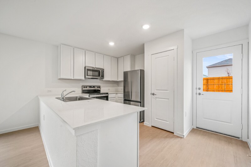Building Photo - 3911 bates Pl