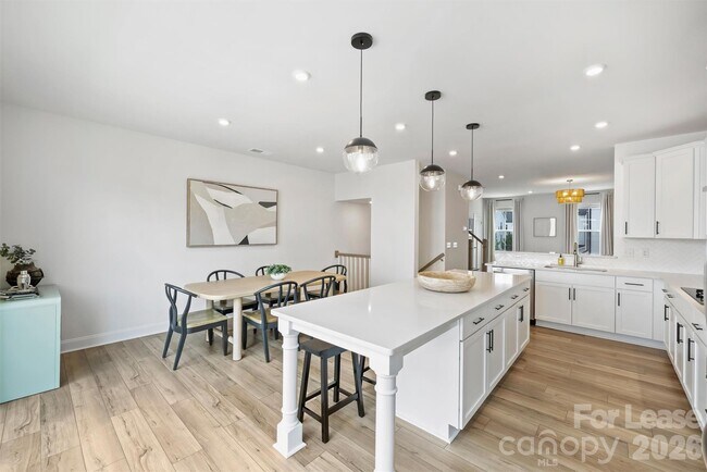 Building Photo - 3024 Red Cardinal Ln