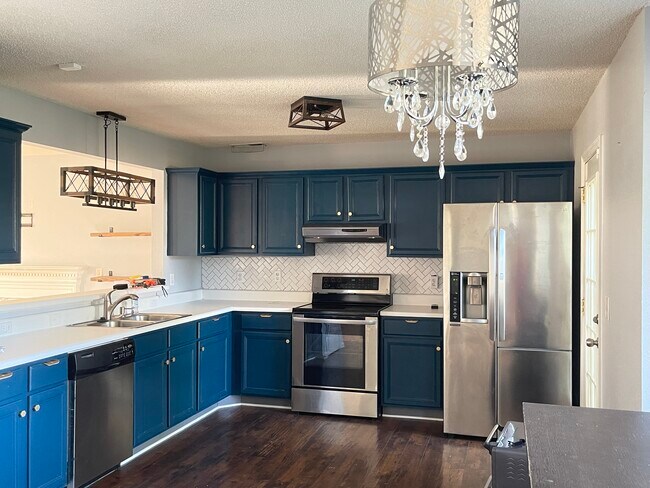 Building Photo - 4004 Arnst Way