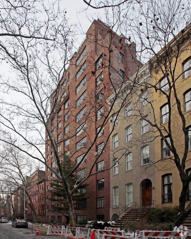 Primary Photo - 433 West 21st Street