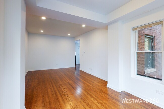 Building Photo - 1339 W Early Ave