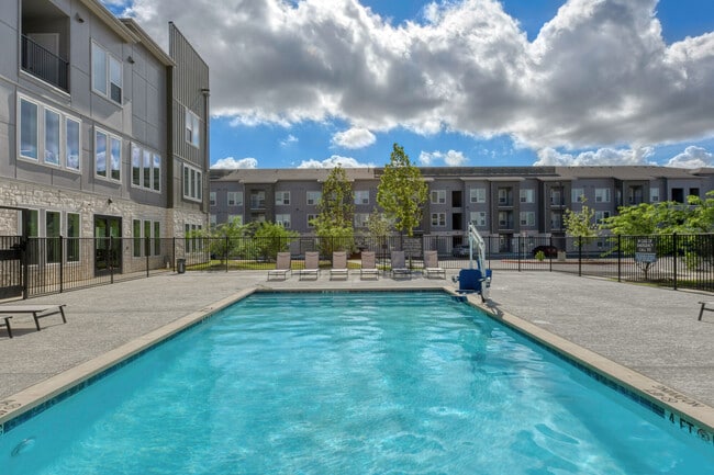 Sunstone Apartments apartments — community photo - Sunstone Apartments