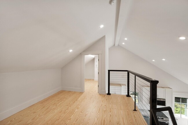 Building Photo - 29 Pigeon Hill St