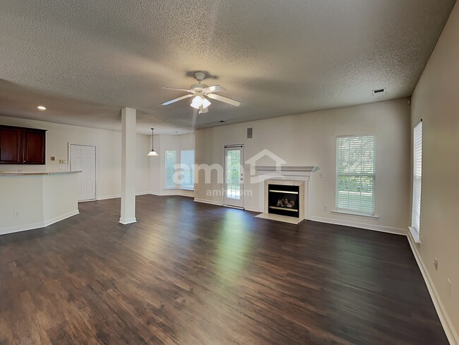 Building Photo - 516 Grantham Ln