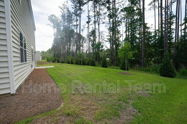 Building Photo - 156 Kraft Kove