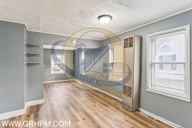 Building Photo - Available Now!! Half OFF First Month's Rent!