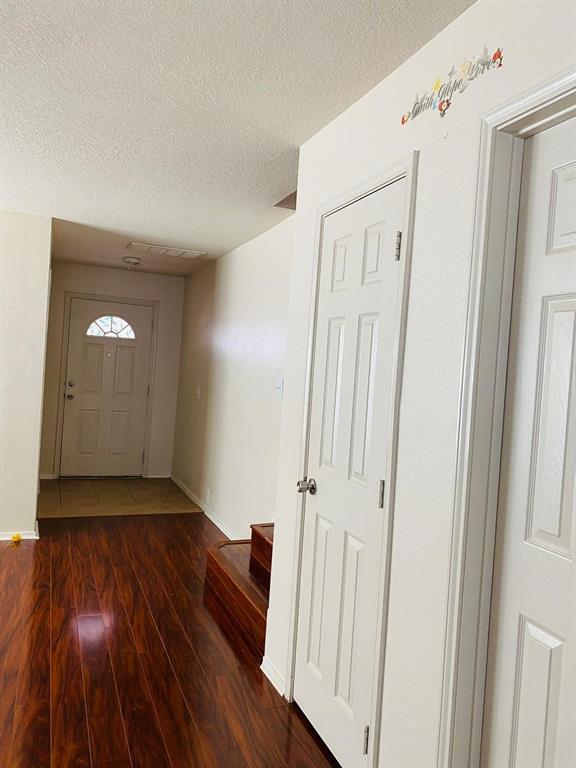 Building Photo - 14954 Sugar Sands Dr
