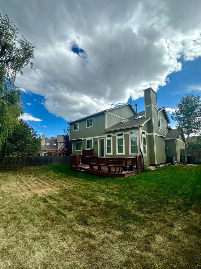 Building Photo - Beautifully Updated 5-Bedroom Home Near Ut...