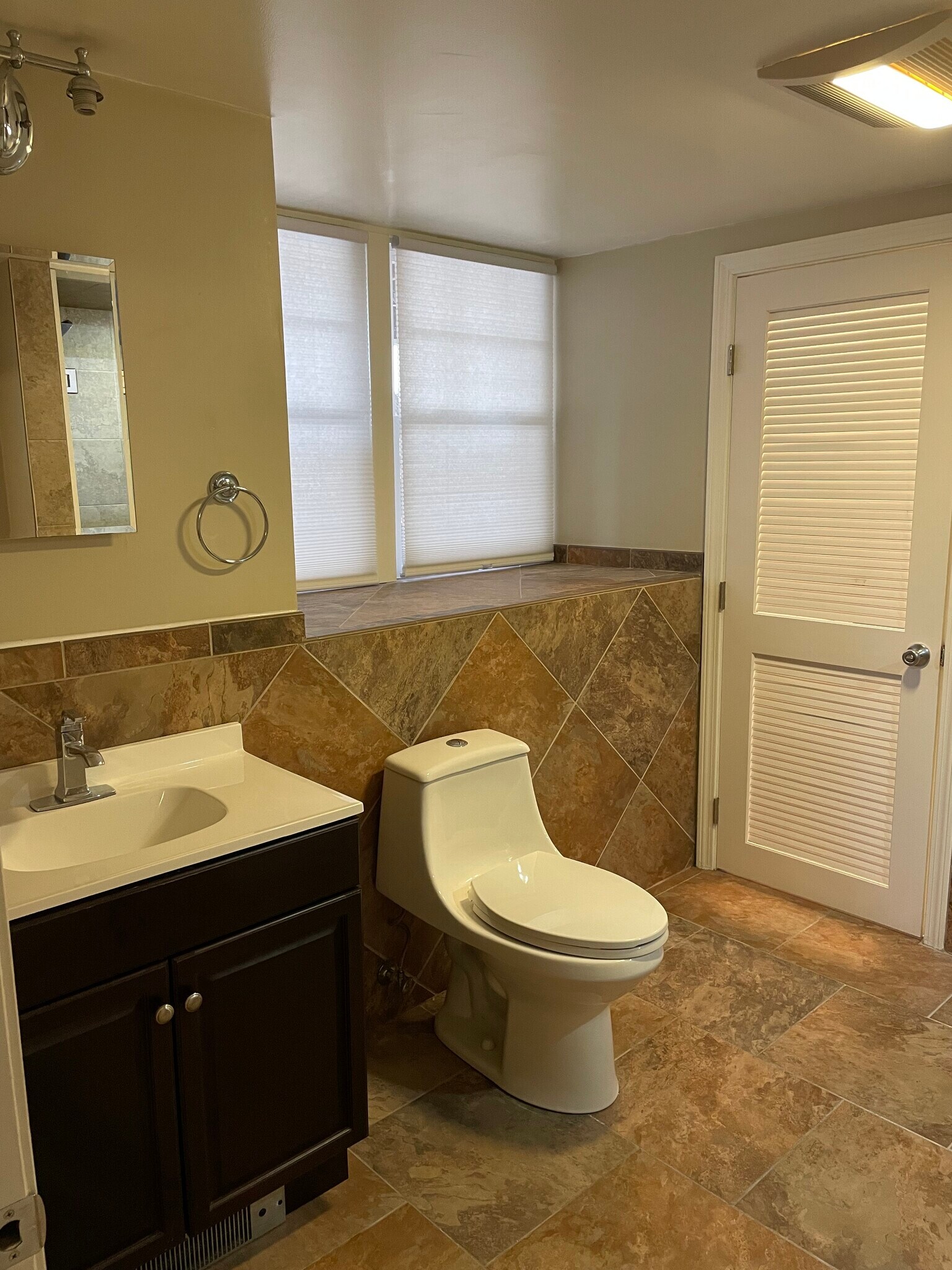 Building Photo - 71 North Road