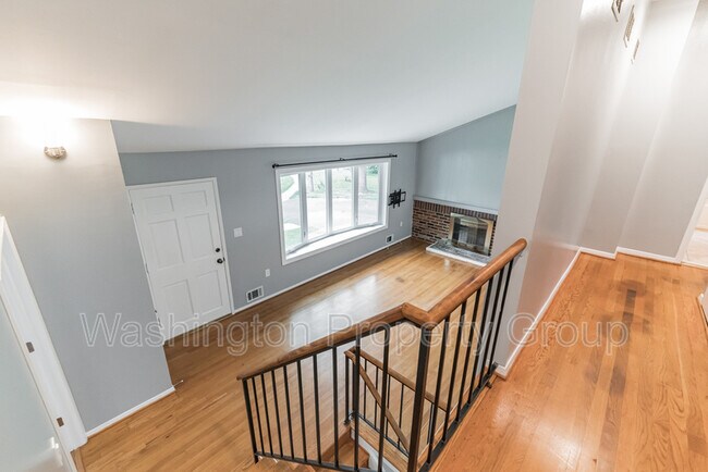 Building Photo - 4232 Linden St