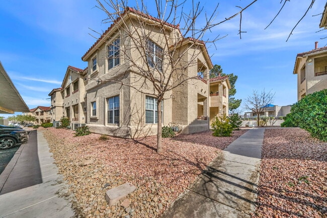 Building Photo - 520 Arrowhead Trail