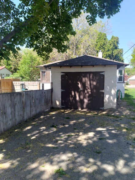 Building Photo - 136 Pierce St