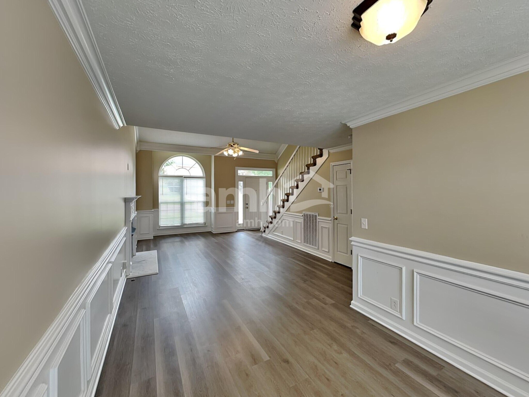 Building Photo - 107 Edgewater Pl