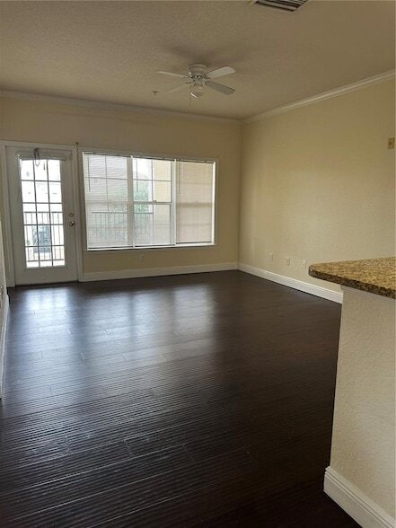 Building Photo - 3567 Conroy Rd