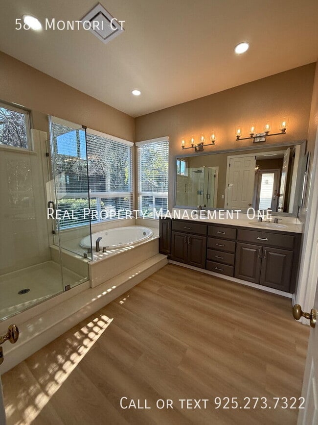 Building Photo - 583 Montori Ct