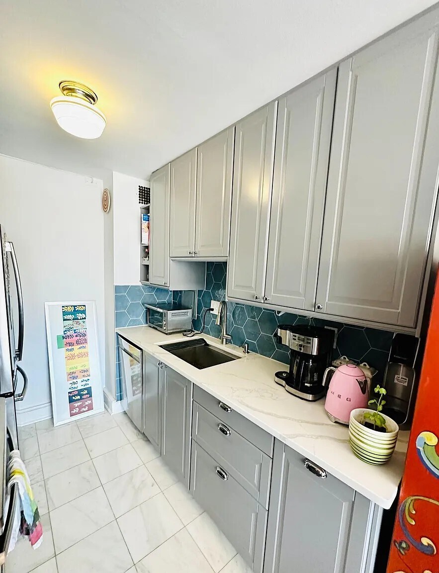 Kitchen - 1545 18th St NW