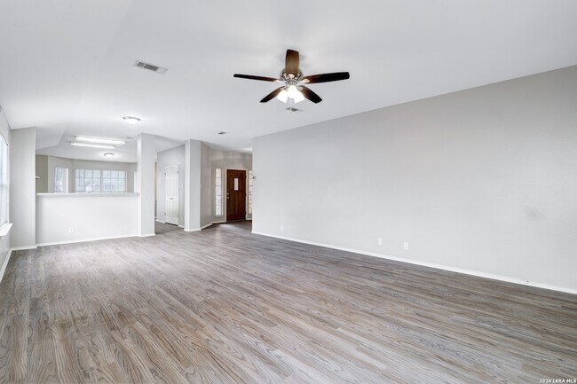 Building Photo - 1021 Lynx Bend