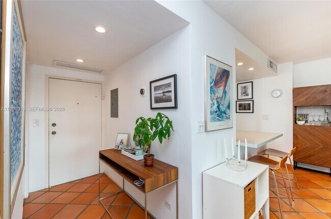 Building Photo - 2451 Brickell Ave