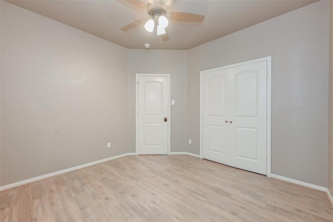 Building Photo - 2439 Marquette Trail