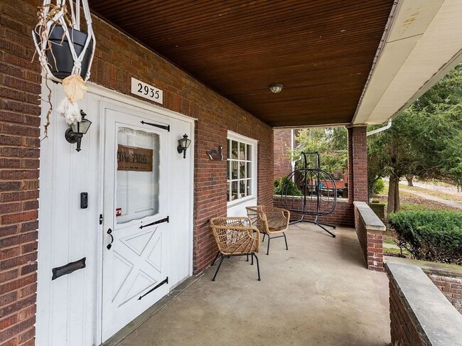 Building Photo - 2935 Merrill Ave