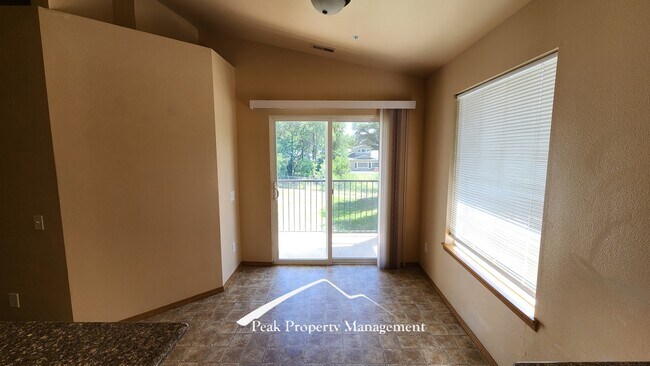 Building Photo - 210 Ascent Ct