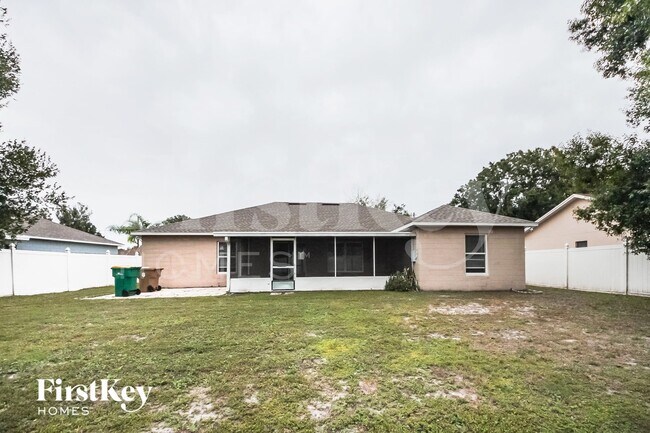 Building Photo - 1307 Dover Dr