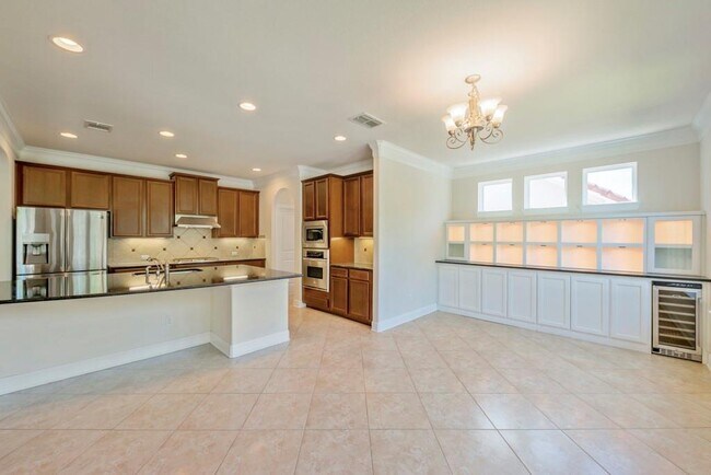 Building Photo - 11812 Mira Vista Way