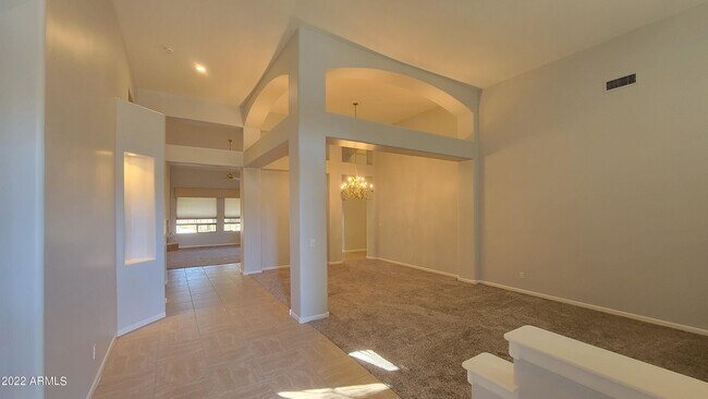 Building Photo - 6508 E Claire Dr
