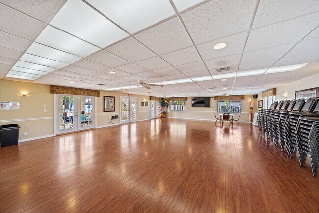 Building Photo - 3335 Wind Surf Way
